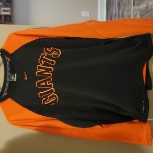 Warm up  SF Giants Nike therma-fit pullover